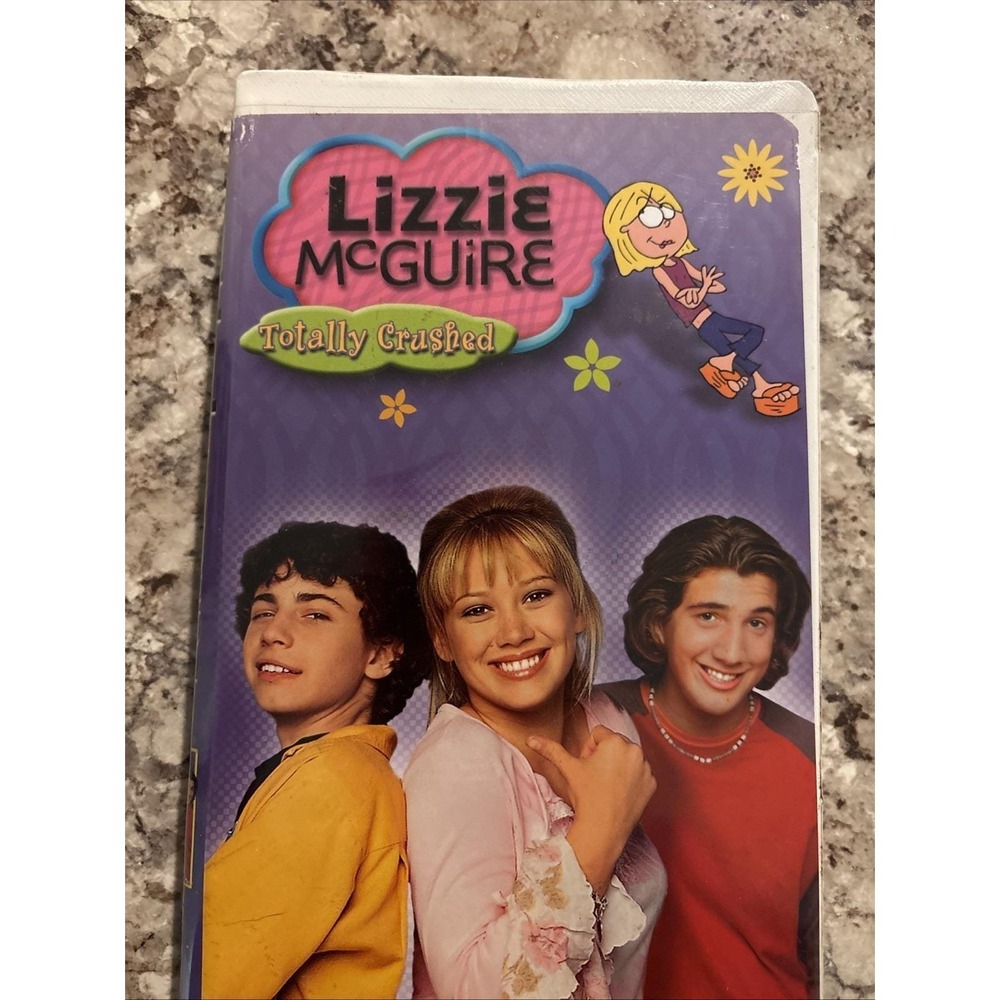 Lizzie McGuire: Totally Crushed VHS 2004 Disney Clamshell Retro Nostalgia VTG - Picture 2 of 9